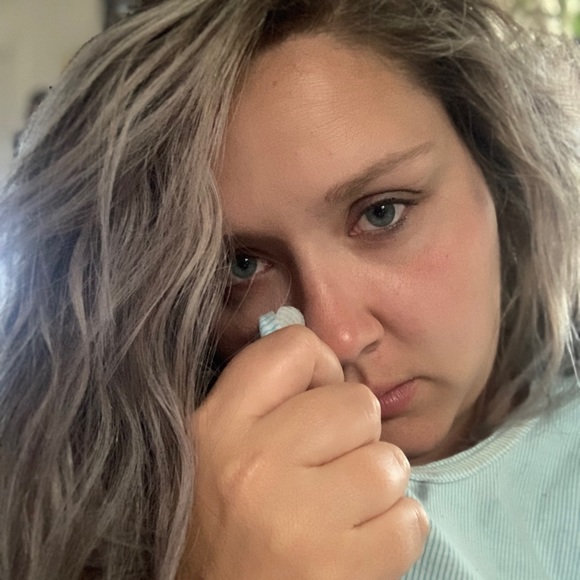 Meet your Posher, Lori - Picture 1 of 1